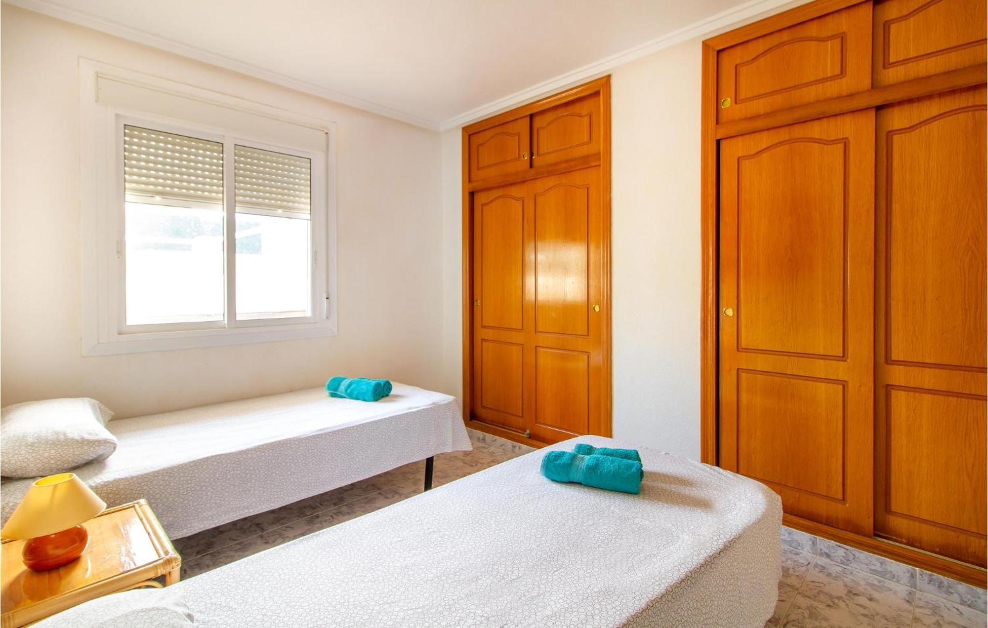 Beautiful Home In Gran Alacant With Kitchen Santa Pola Kültér fotó